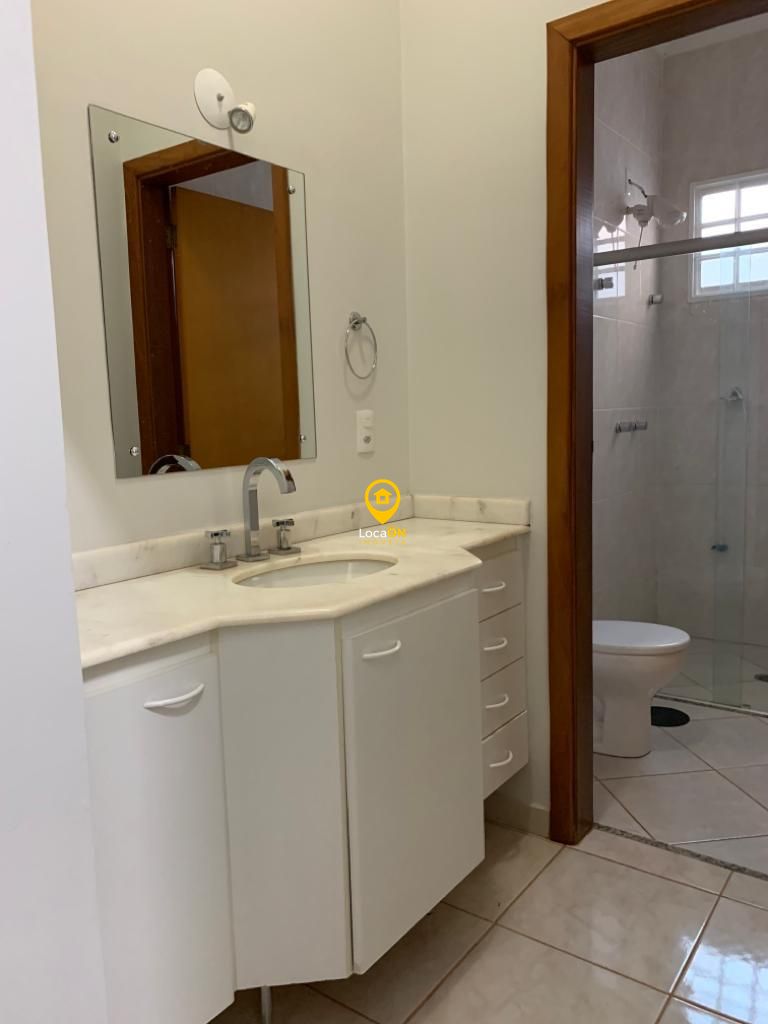 Vende - casa na ribeirânia com 4 dormitórios e piscina