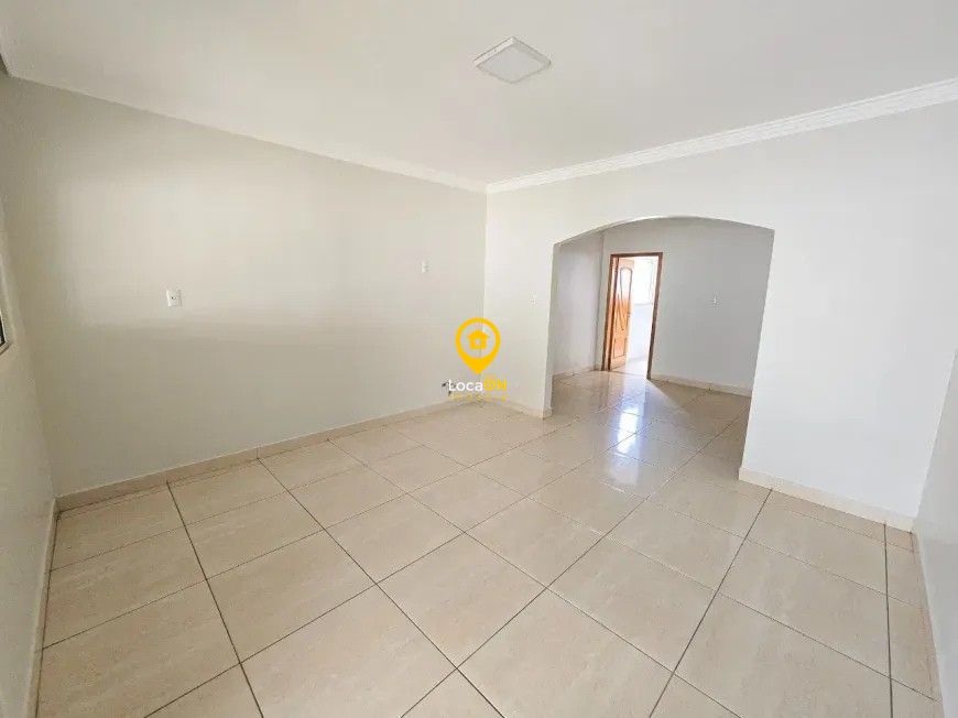 Casa, 3 quartos, 210 m² - Foto 4