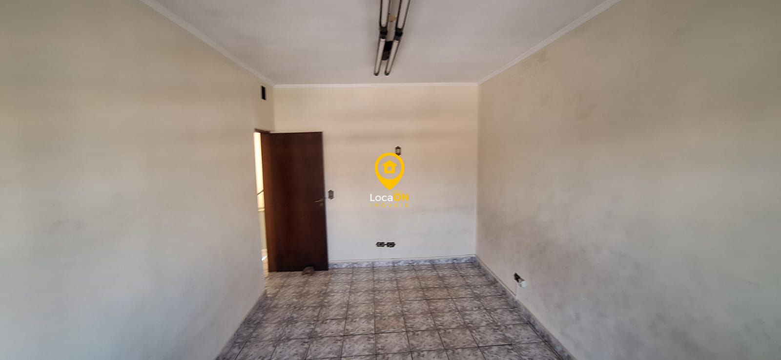 Casa para alugar com 2 quartos, 186m² - Foto 11