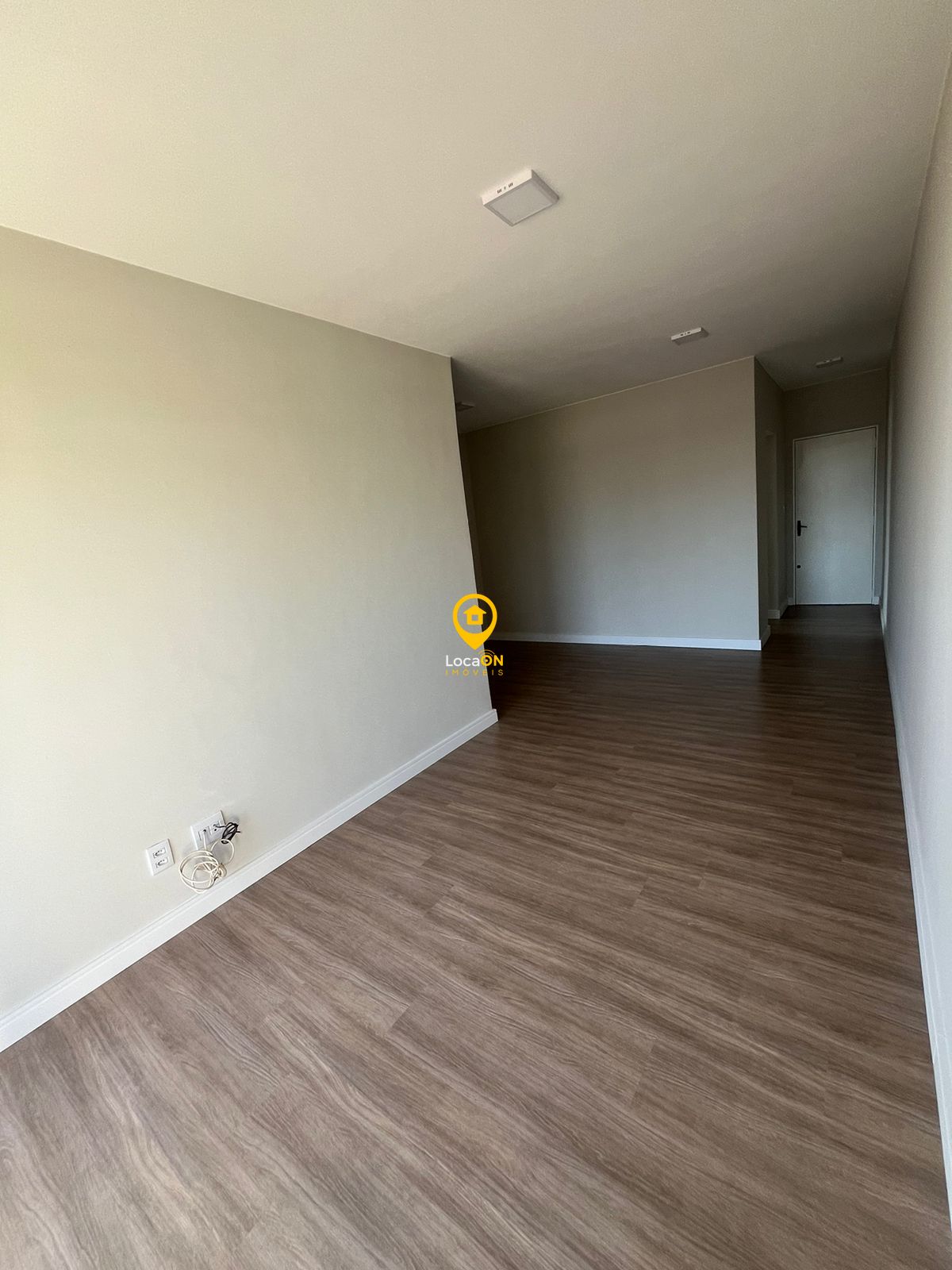 Apartamento à venda com 2 quartos, 70m² - Foto 12
