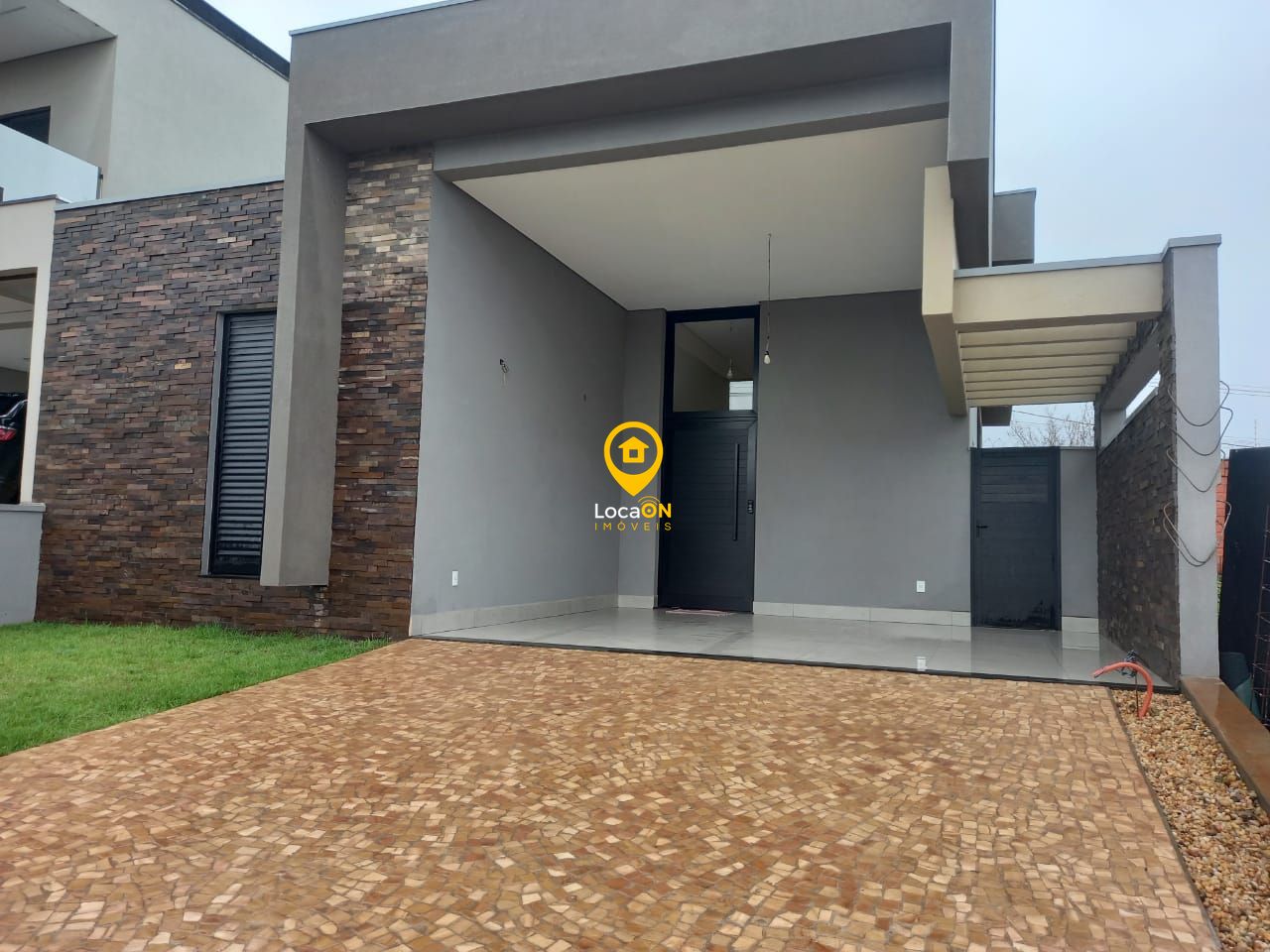 Vende - casa em condomíneo fechado - 3 siotes - bonfim pauli