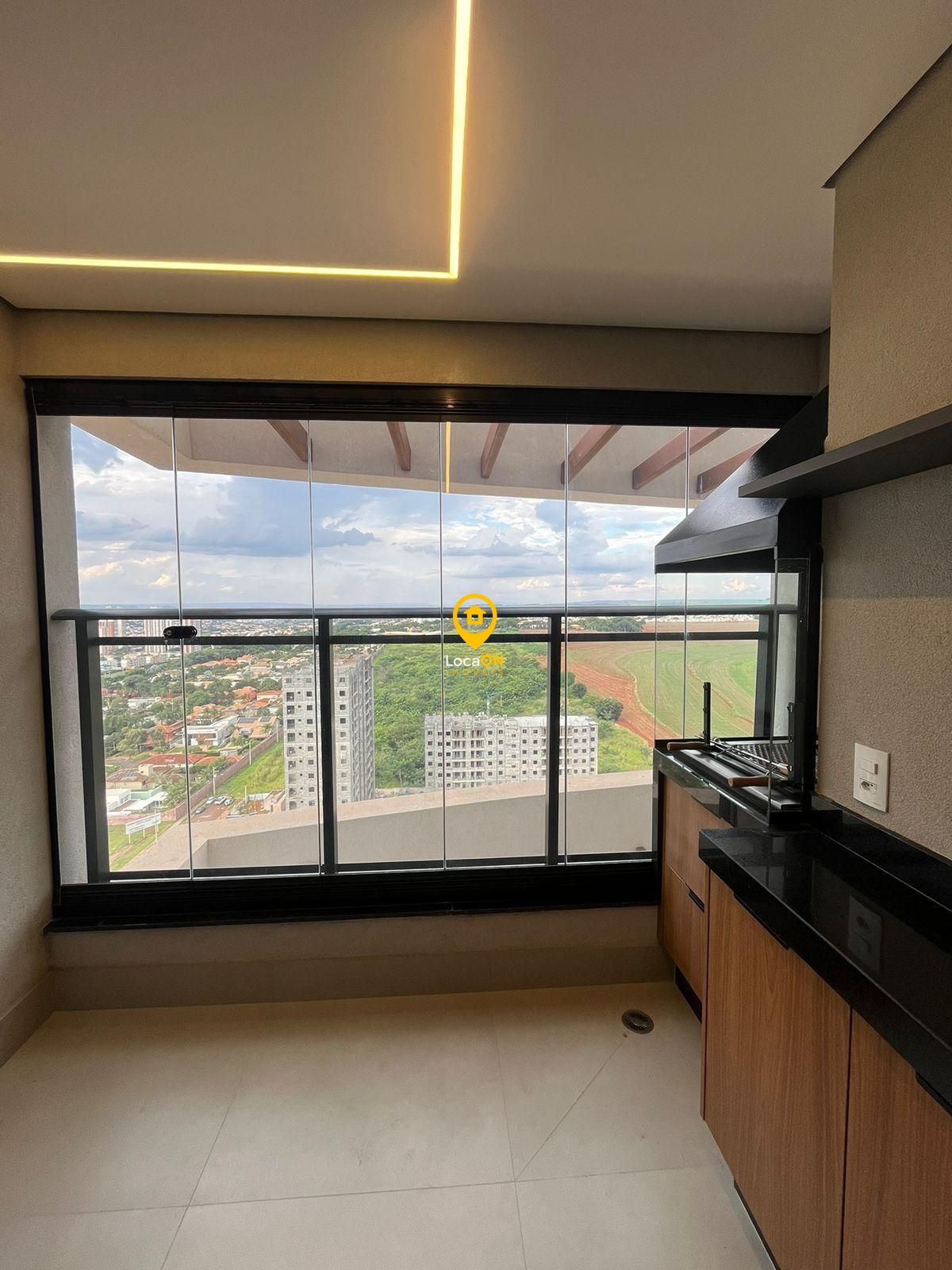 Apartamento para alugar com 2 quartos, 80m² - Foto 1