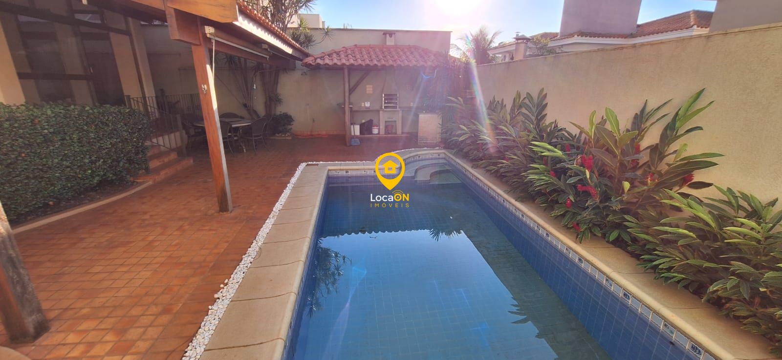 Casa de Condomínio para alugar com 4 quartos, 285m² - Foto 17