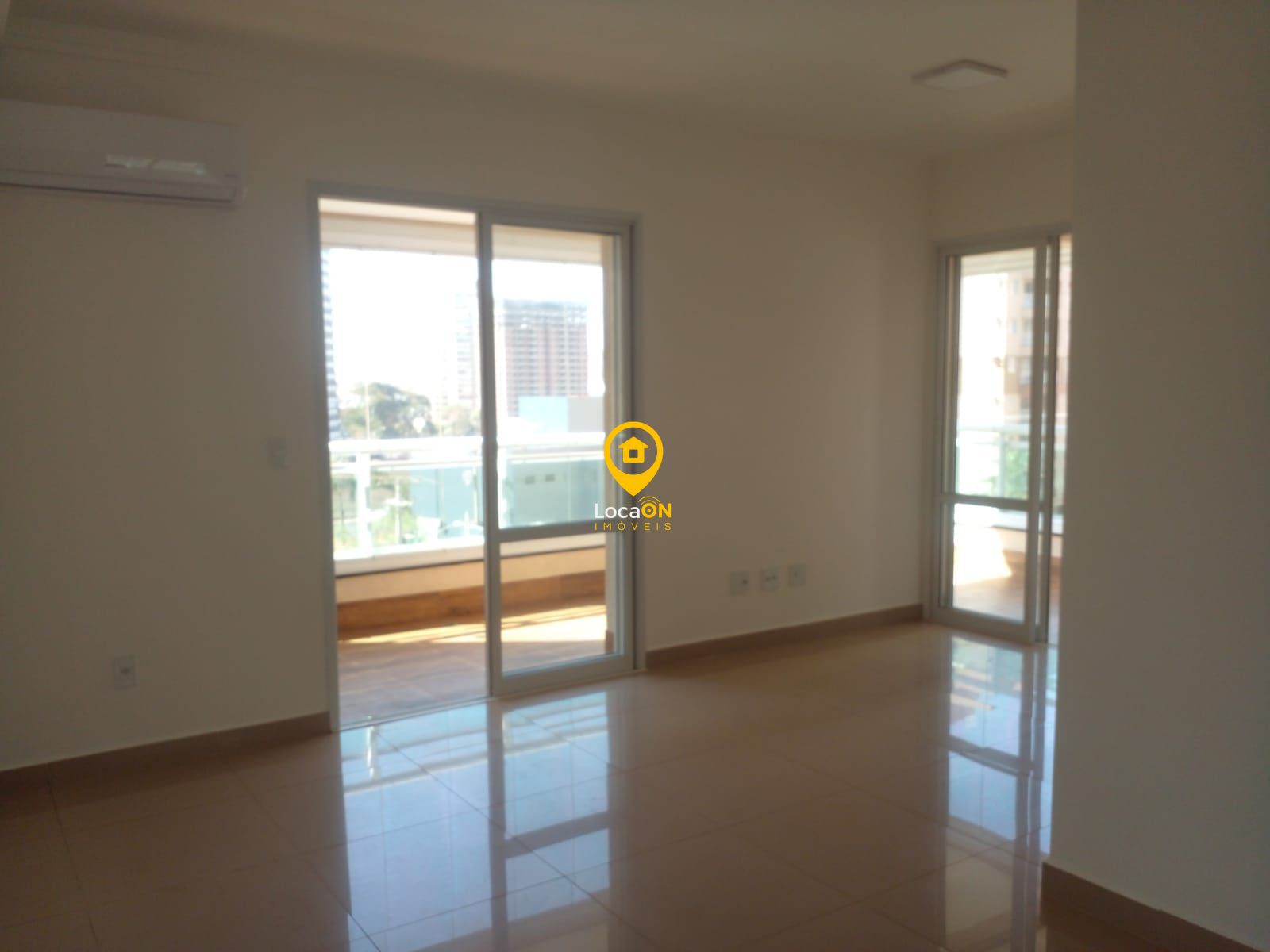 Apartamento para alugar com 3 quartos, 121m² - Foto 11