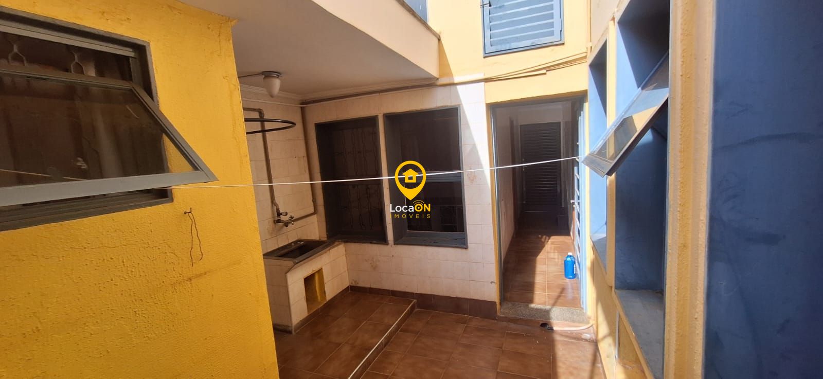 Casa para alugar com 2 quartos, 186m² - Foto 22