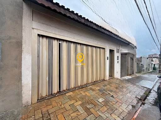 Casa, 5 quartos, 150 m² - Foto 1