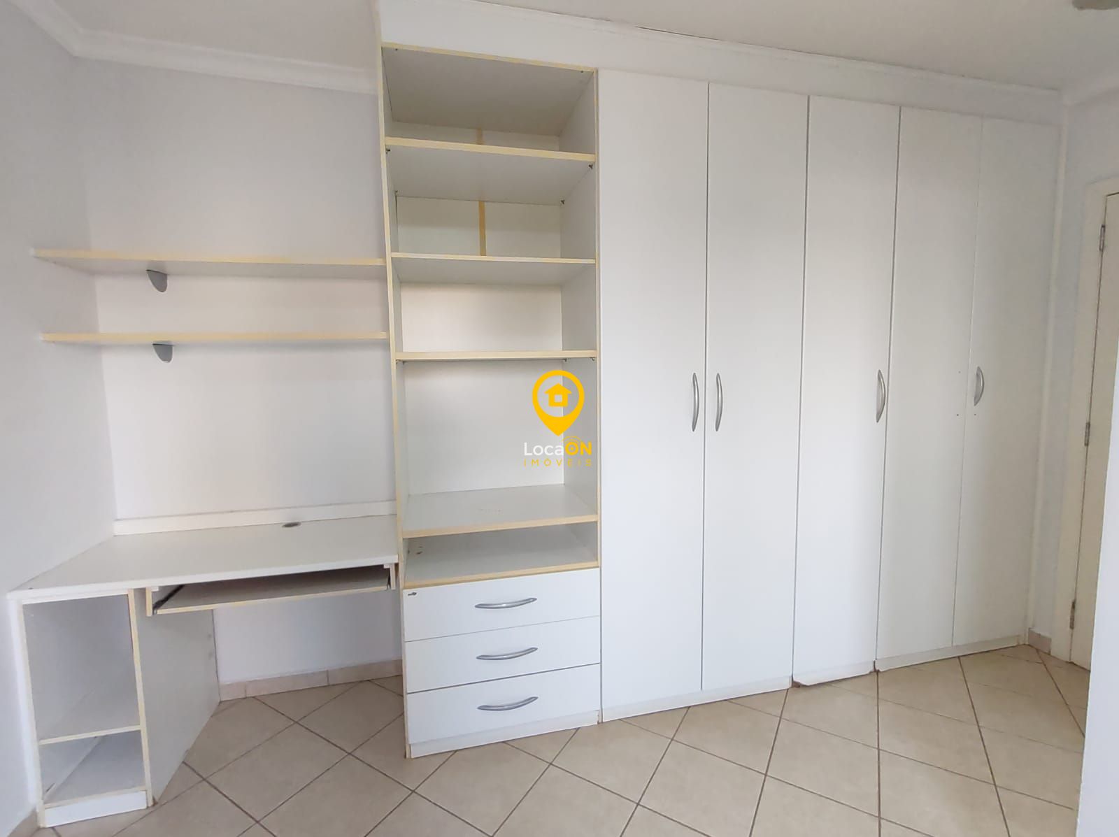 Apartamento para alugar com 1 quarto, 40m² - Foto 14