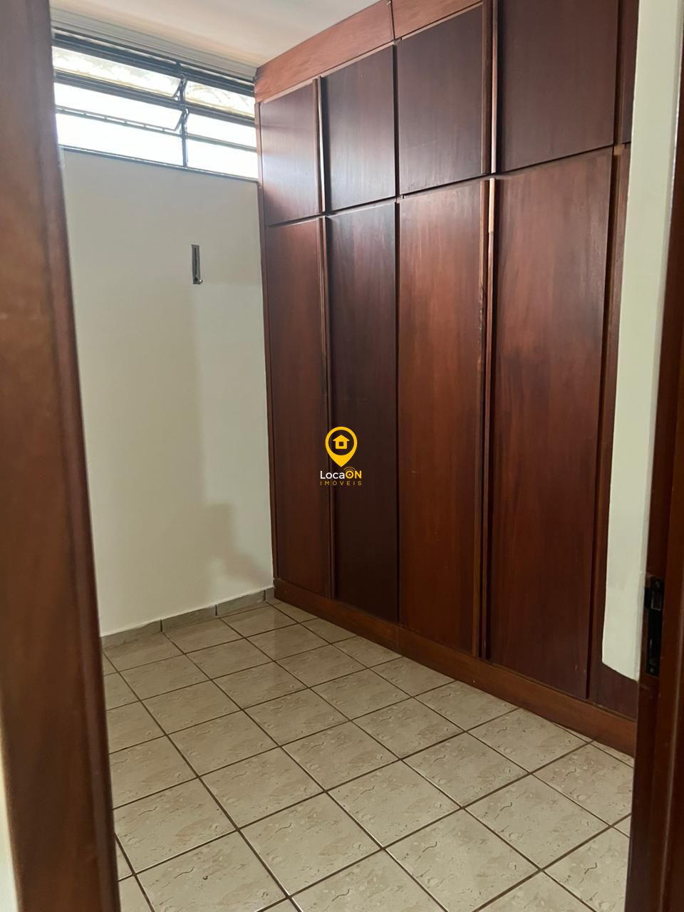 Casa para alugar com 3 quartos, 229m² - Foto 14