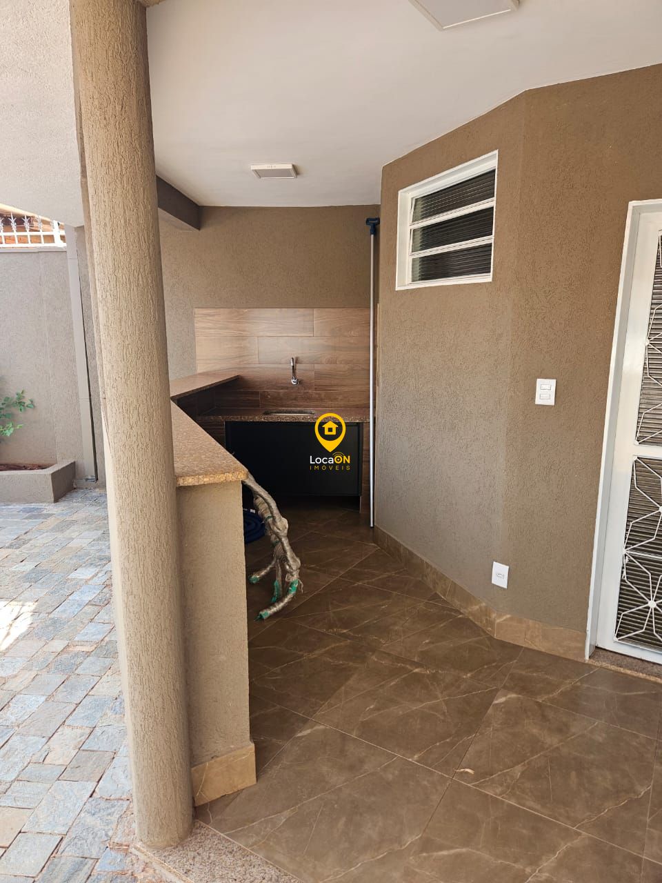 Casa à venda e aluguel com 3 quartos, 150m² - Foto 51