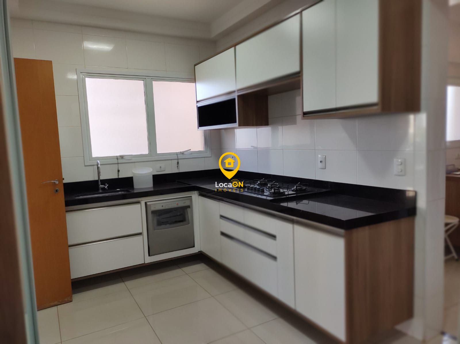 Apartamento para alugar com 3 quartos, 144m² - Foto 16