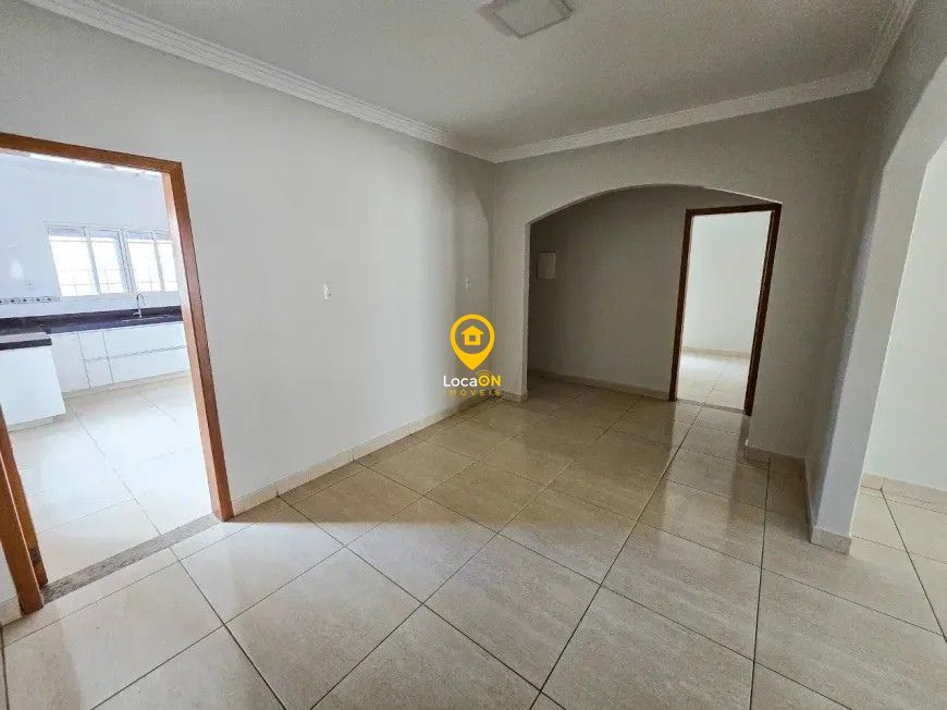 Casa, 3 quartos, 210 m² - Foto 6