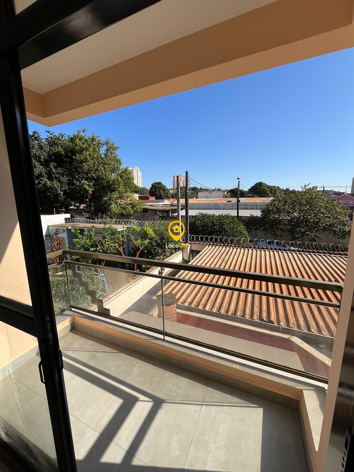 Apartamento à venda com 2 quartos, 70m² - Foto 1