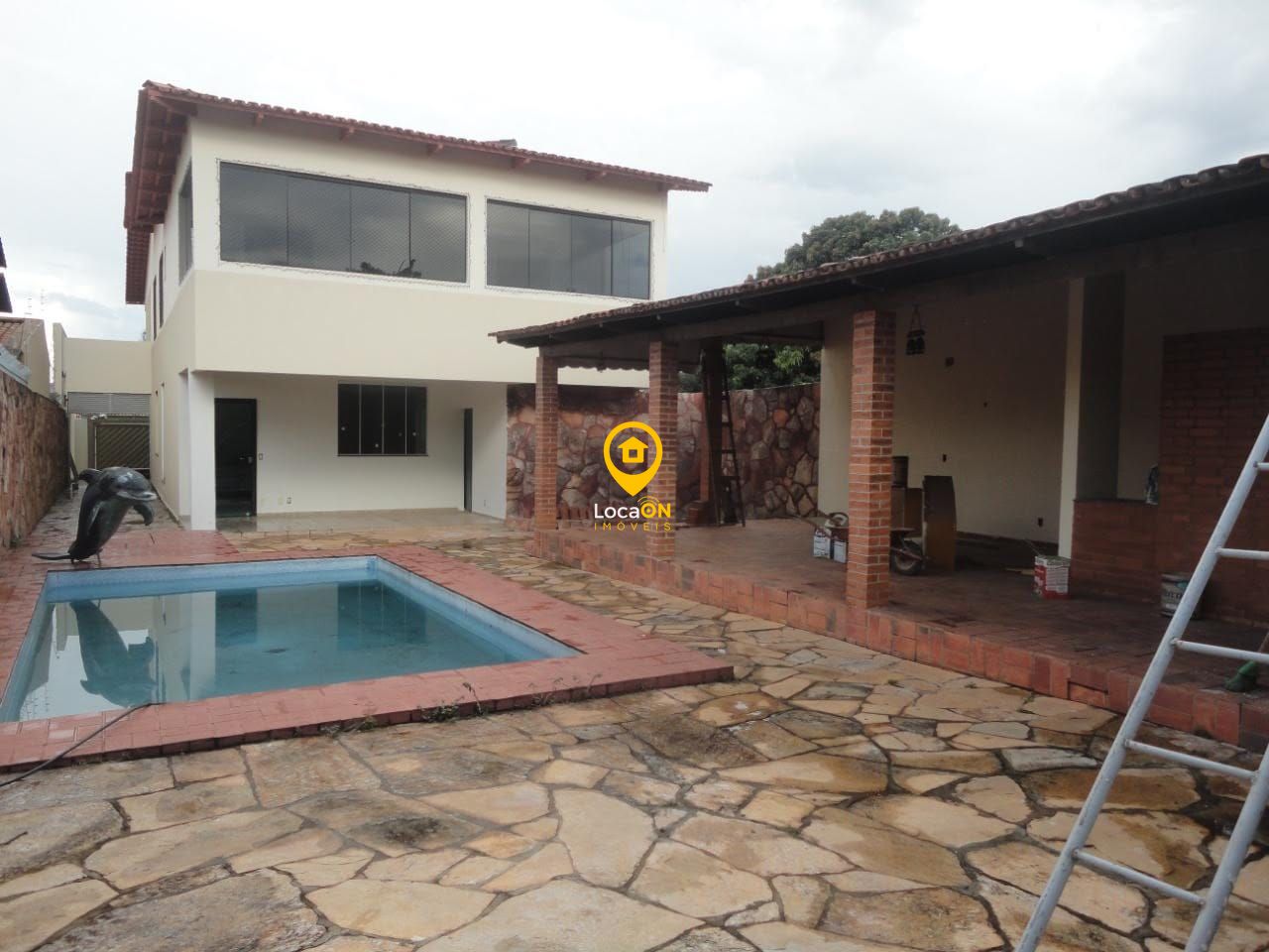 Sobrado para alugar  no Jardim Planalto - Goiânia, GO. Imóveis