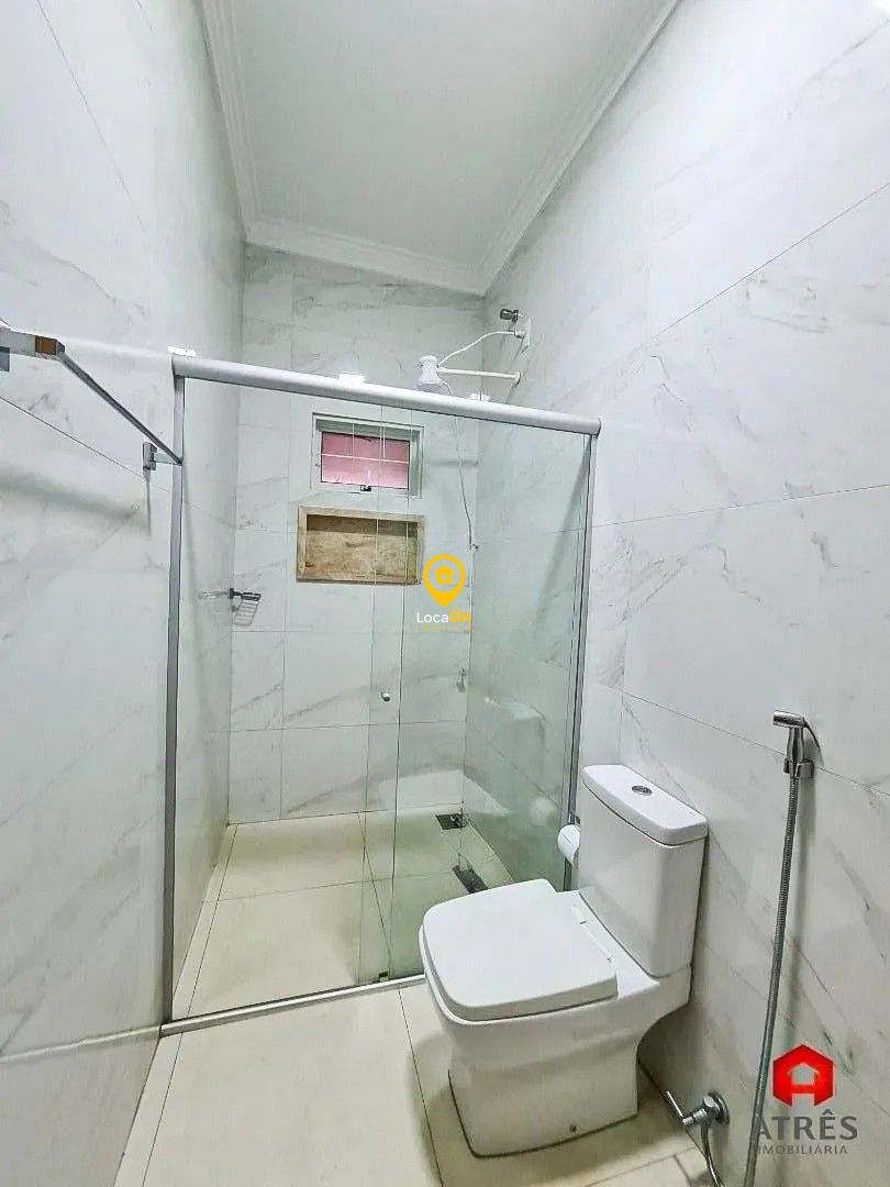 Casa, 3 quartos, 210 m² - Foto 9
