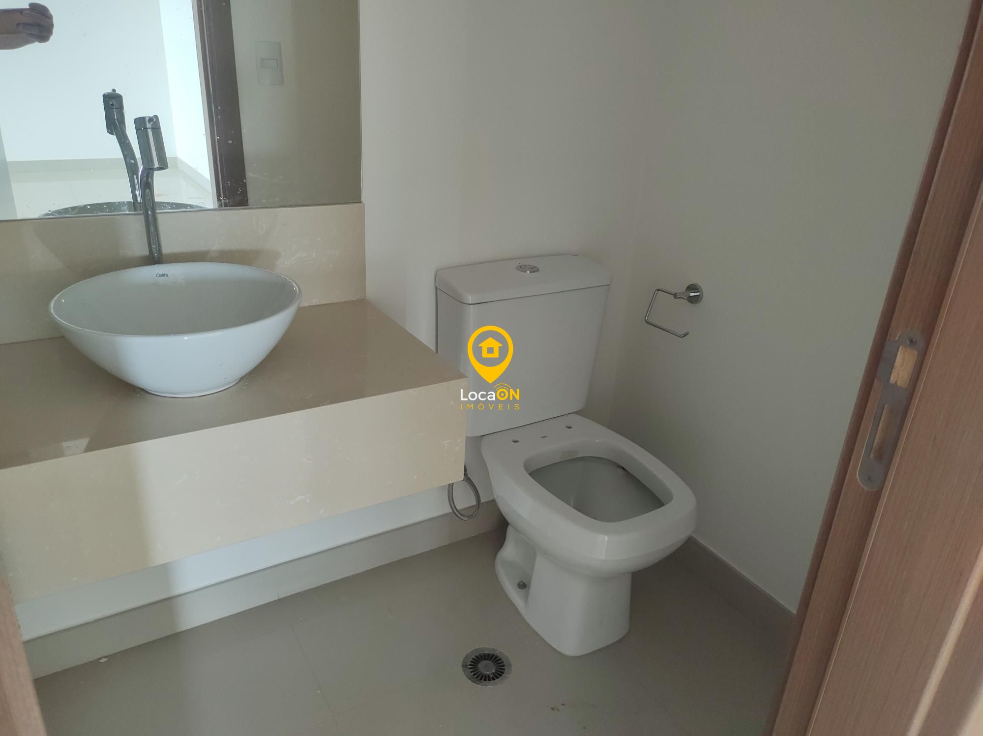 Alugo - apartamento 2 quartos sendo 1 suíte próximo ao parqu