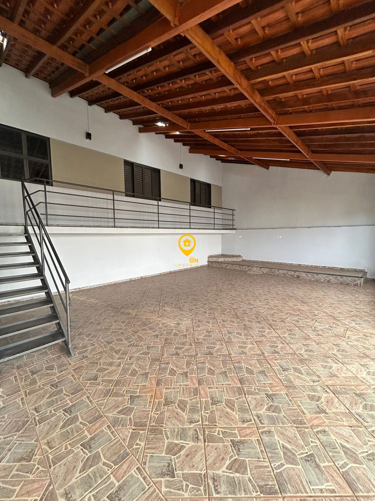 Casa para alugar com 3 quartos, 220m² - Foto 8