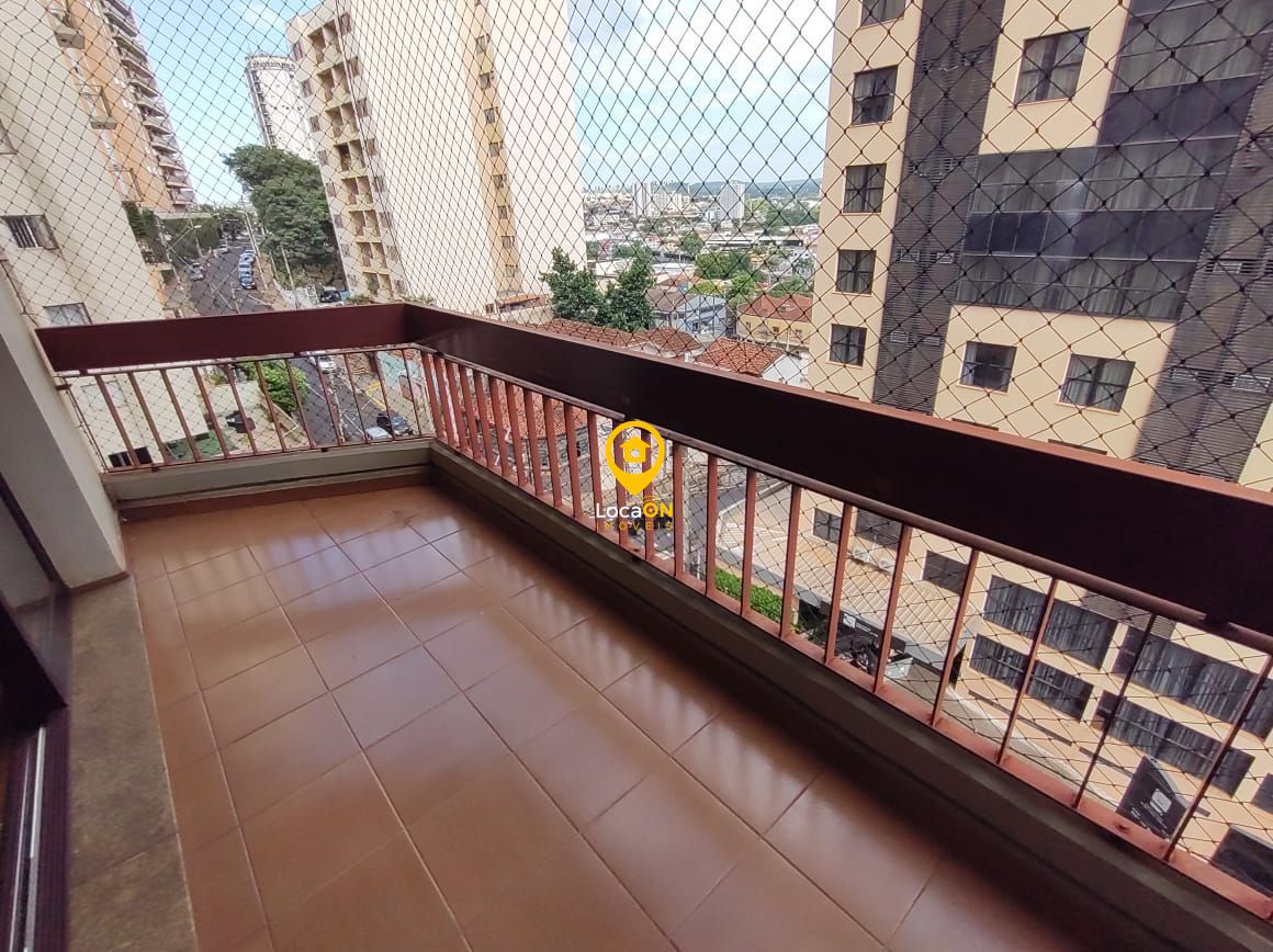 Aluga - apartamento no centro 3 dormitórios
