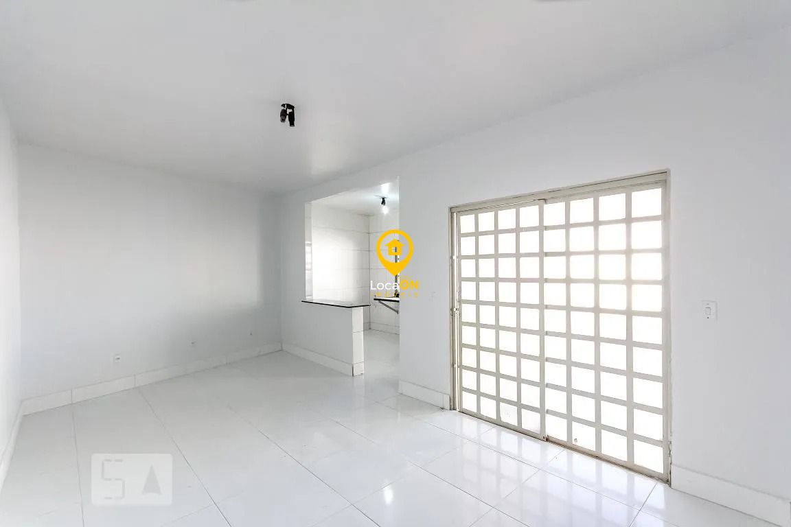 Aluga - casa 2 quartos - residencial santa fe - goiania - go