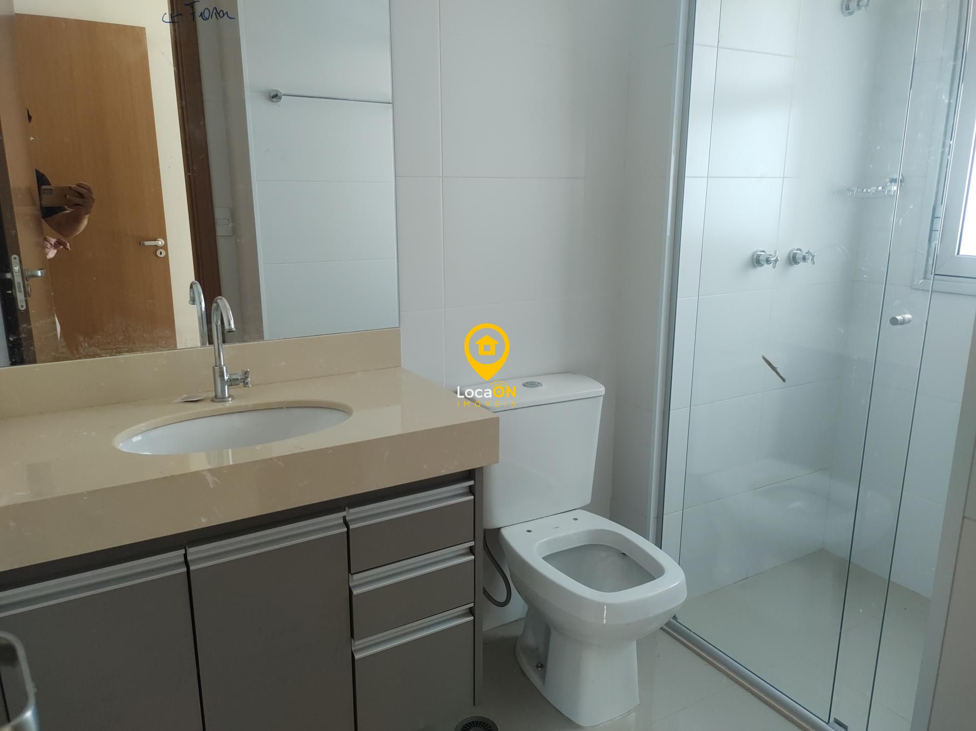 Alugo - apartamento 2 quartos sendo 1 suíte próximo ao parqu