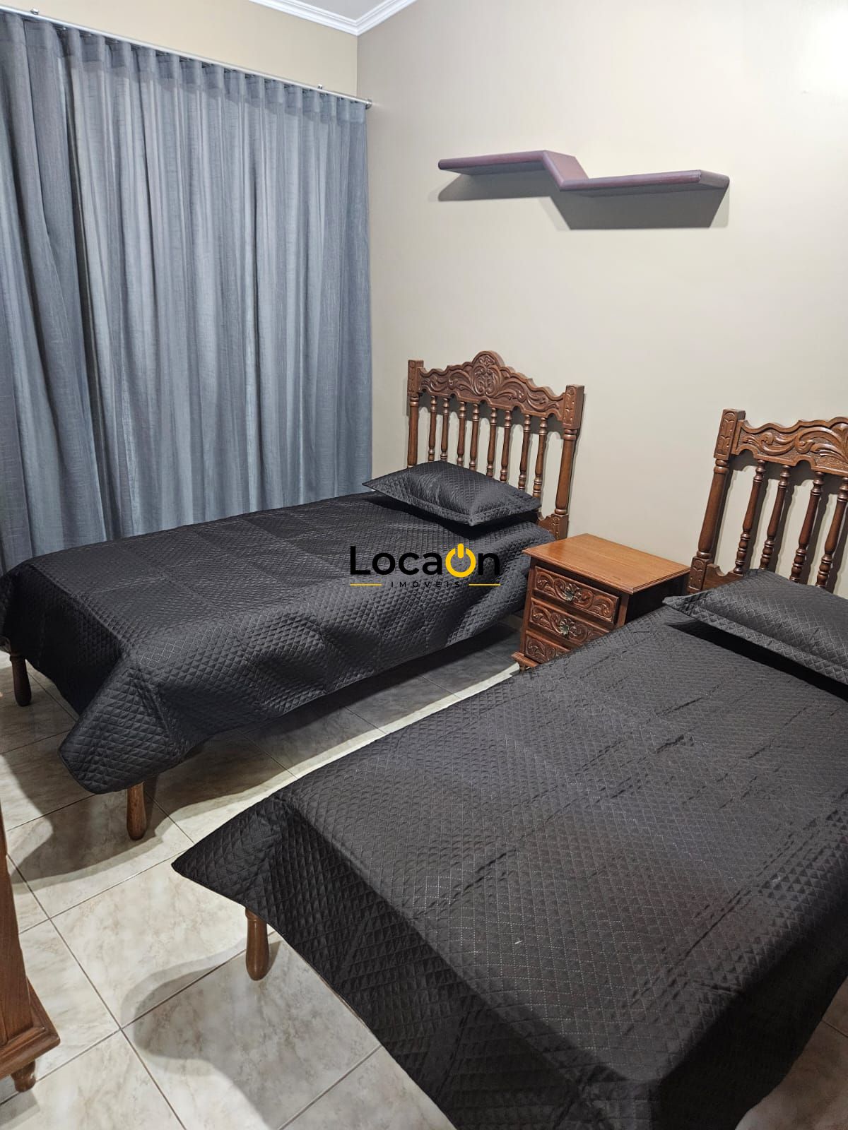 ALUGA- Casa 3 dormitórios, suíte, 2 banheiros, casa planejada em Ribeirão Preto