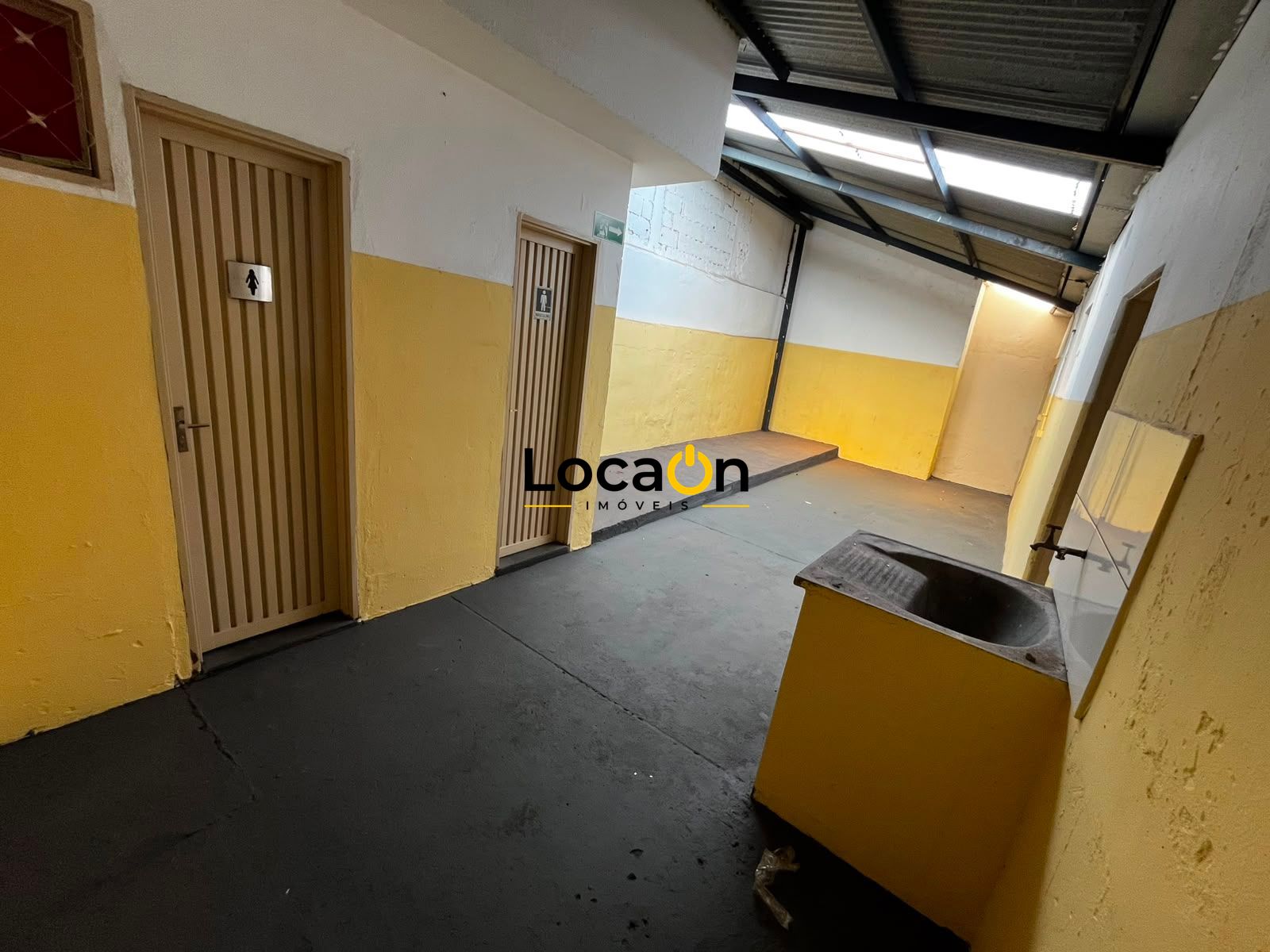 ALUGA - Galpão com 320m² bairro Tanquinho - Ribeirão Preto SP