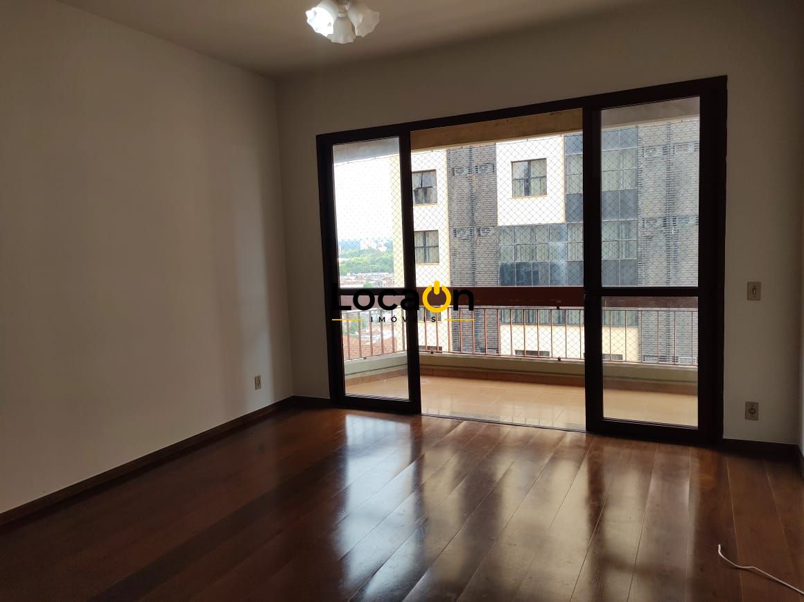 ALUGA - Apartamento no centro 3 Dormitórios