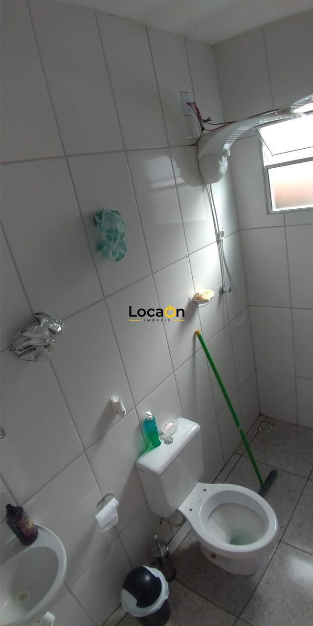 VENDE-SE casa duplex com 3 quartos no bairro Mantiqueira em Belo Horizonte.