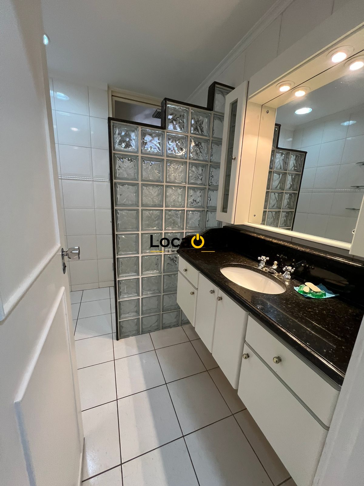 VENDE - Apartamento com vista para o Pq. Curupira, 170m², 1 suíte + 2 dormitório