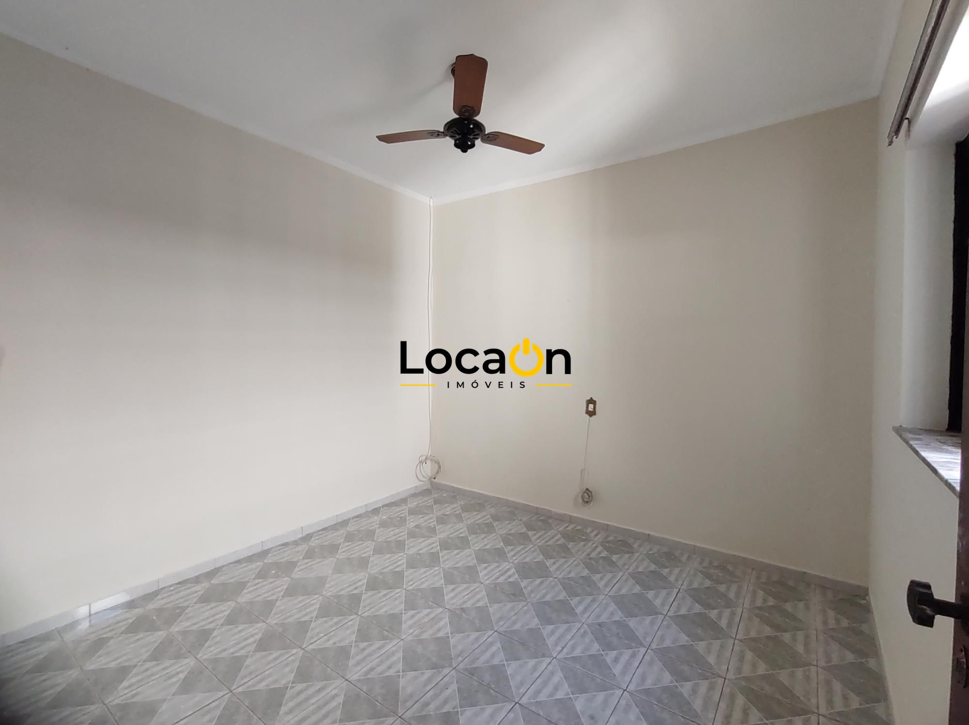 VENDE - Casa 3 dormitórios no Campos Eliseos - Ribeirão Preto