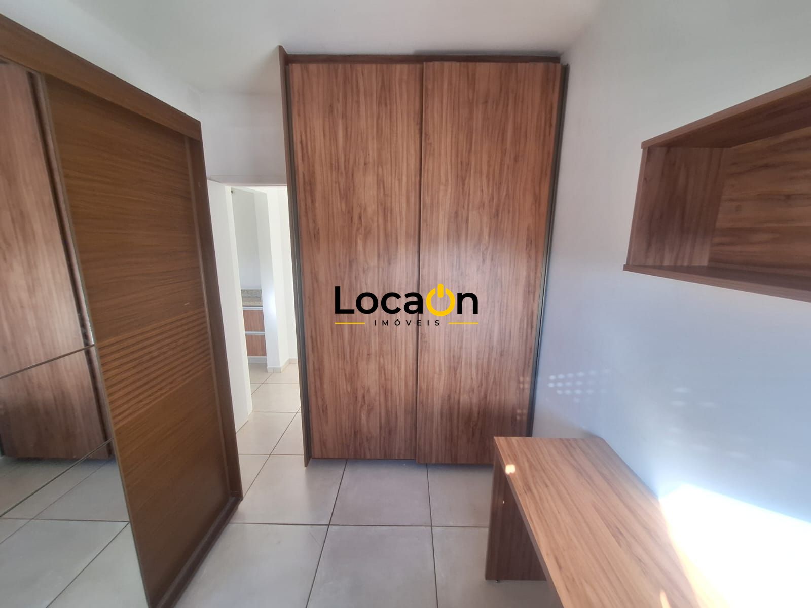 ALUGA- Apartamento 2 quartos, 1 banheiro, sacada localizado em Bonfim Paulista