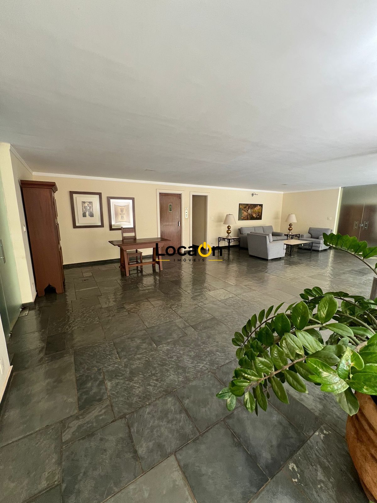 VENDE - Apartamento com vista para o Pq. Curupira, 170m², 1 suíte + 2 dormitório