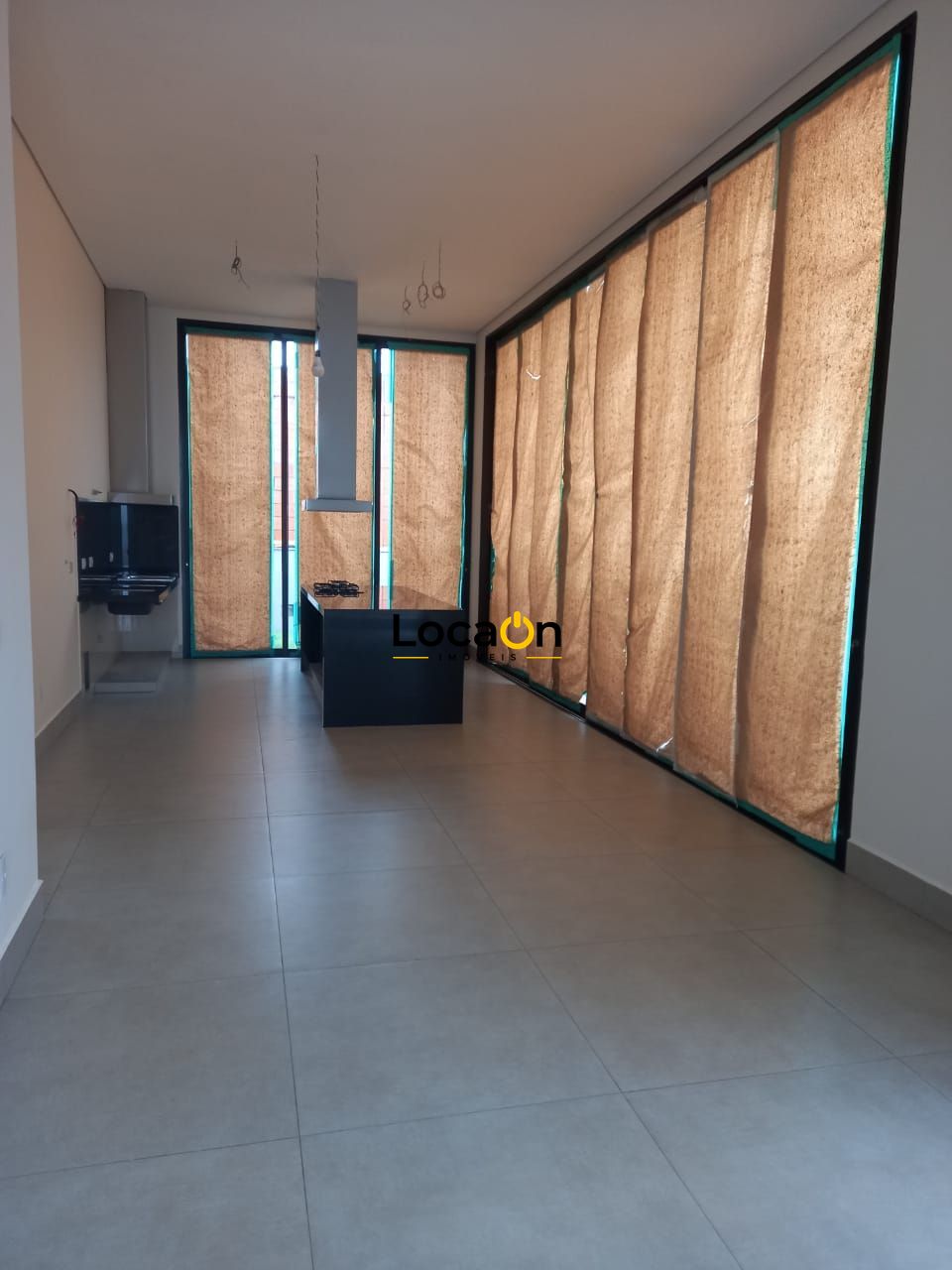 VENDE - Casa em condomíneo fechado - 3 siotes - Bonfim Paulista - 258m²