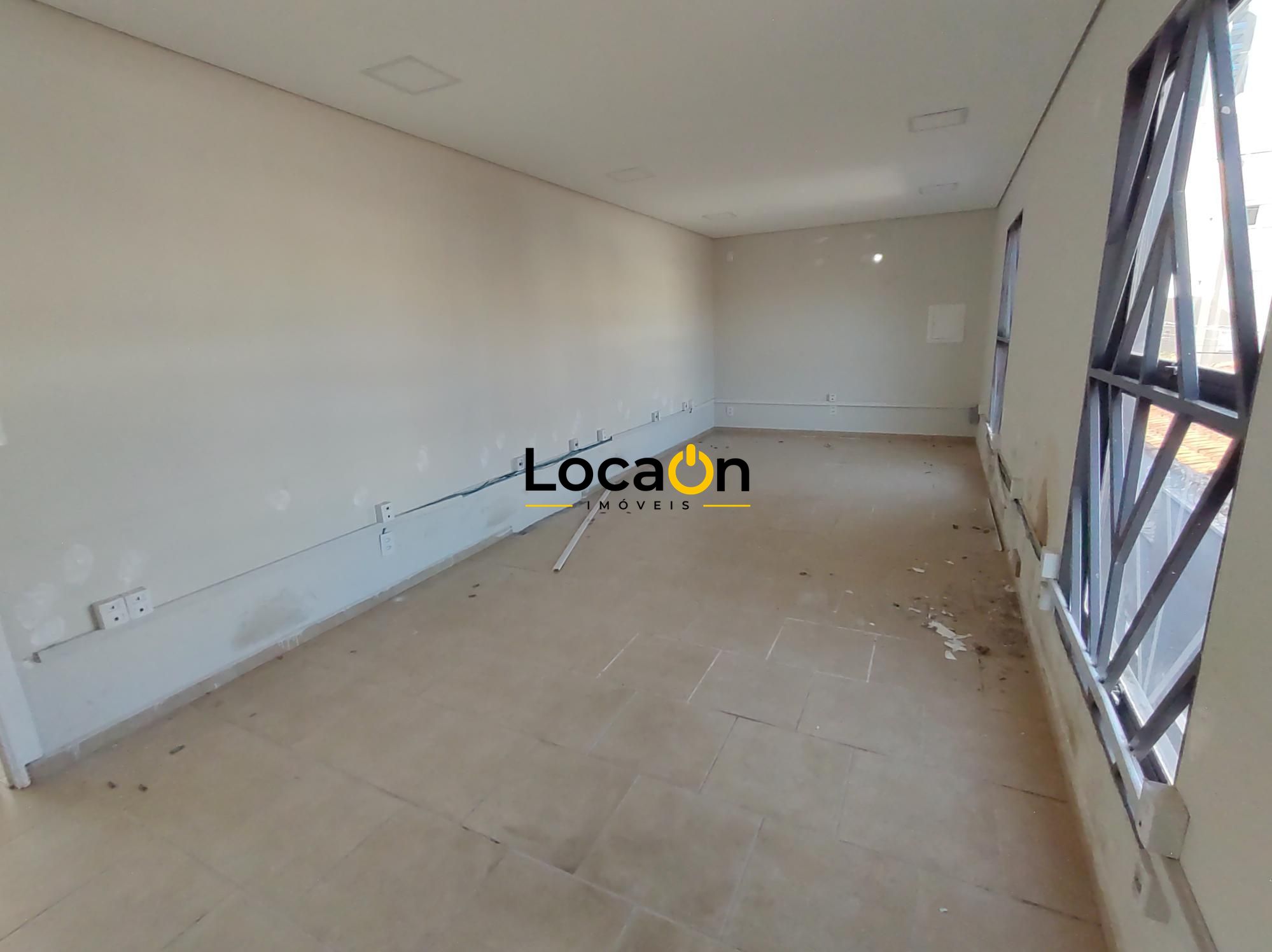 ALUGA - Imóvel Comercial na Zona Sul com 8 salas