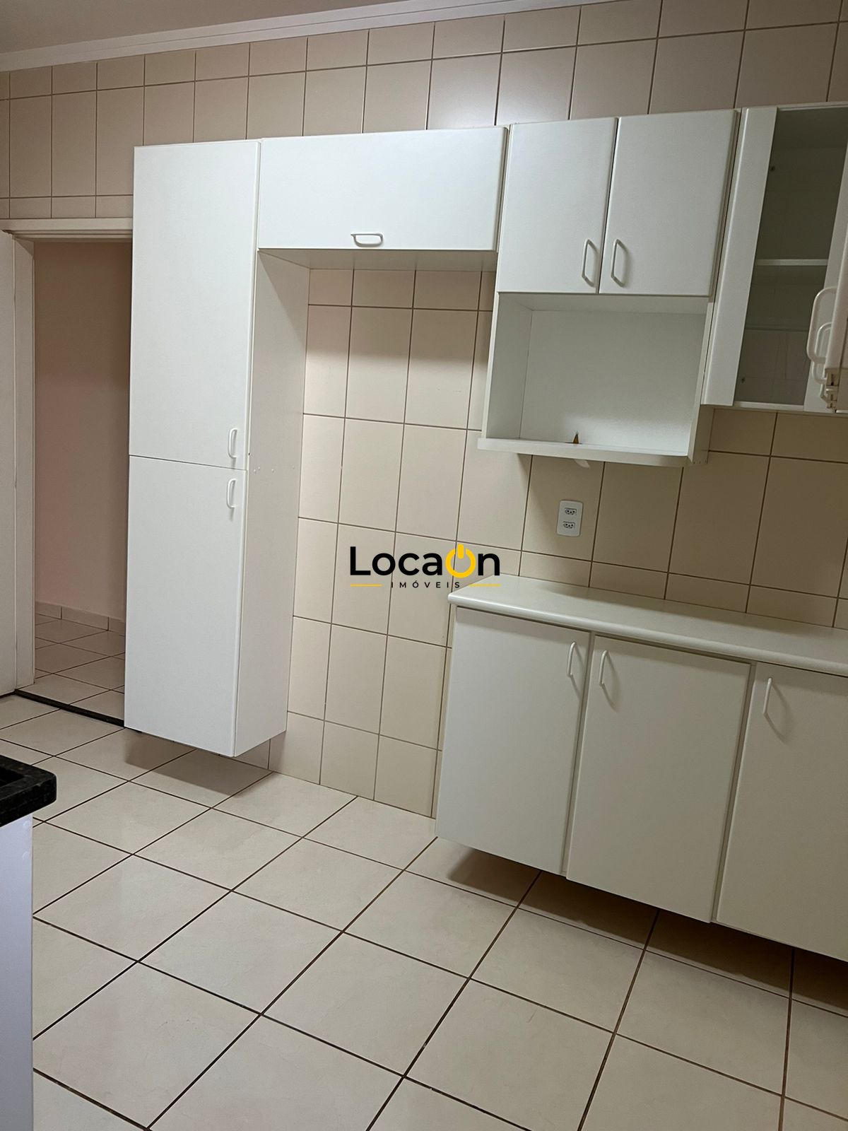 ALUGA- Apartamento 3 dormitórios, 2 vagas no Jardim Paulista
