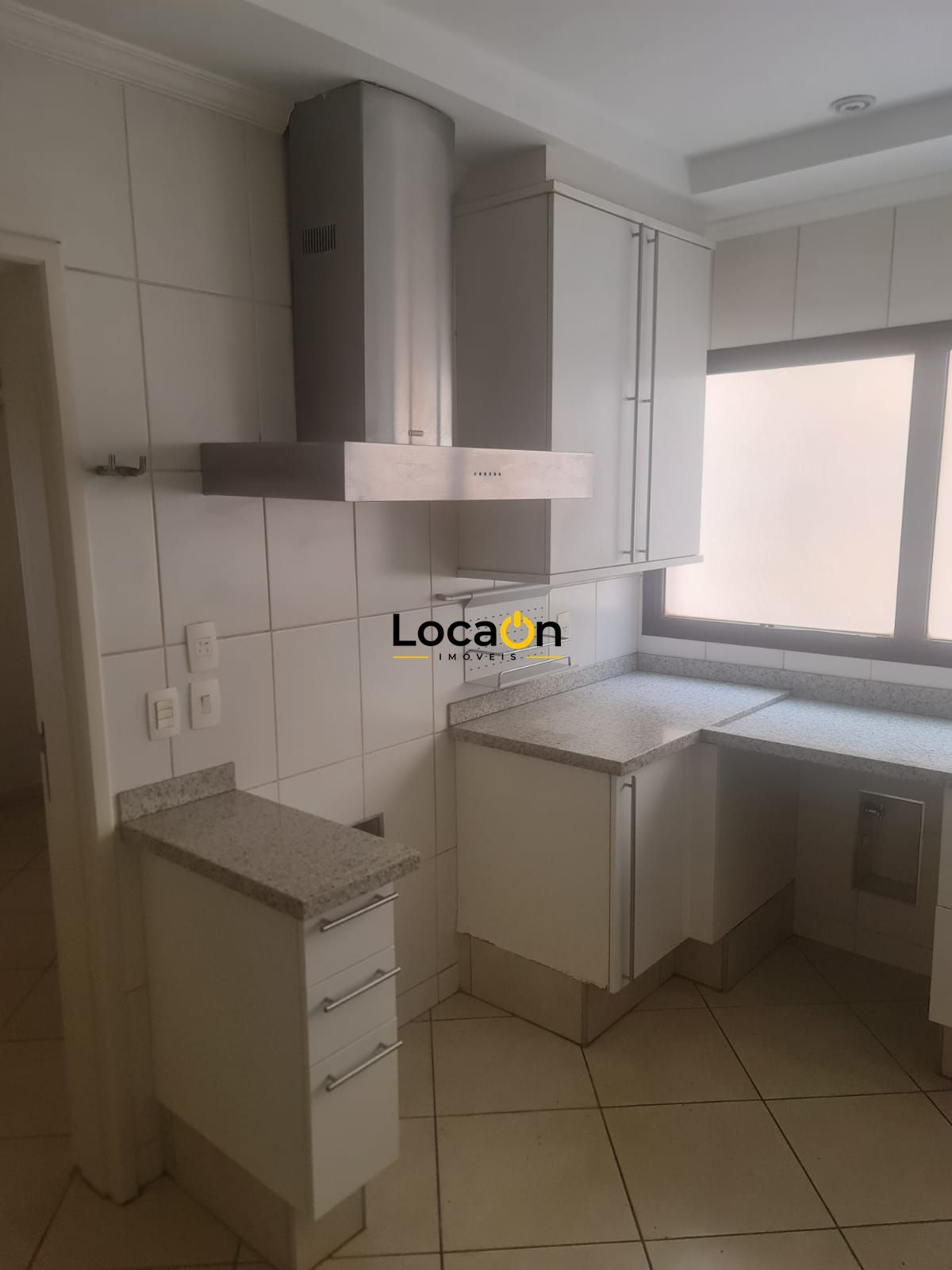 ALUGA - Apartamento com 4 Suítes, 317 m², "Edifício Barão Da Una" Centro - Ribei
