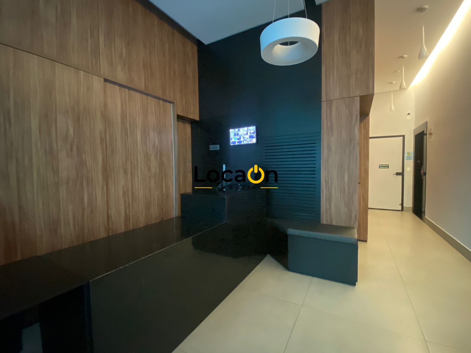 VENDE apartamento com 1 quarto no bairro de Lourdes em Belo Horizonte.