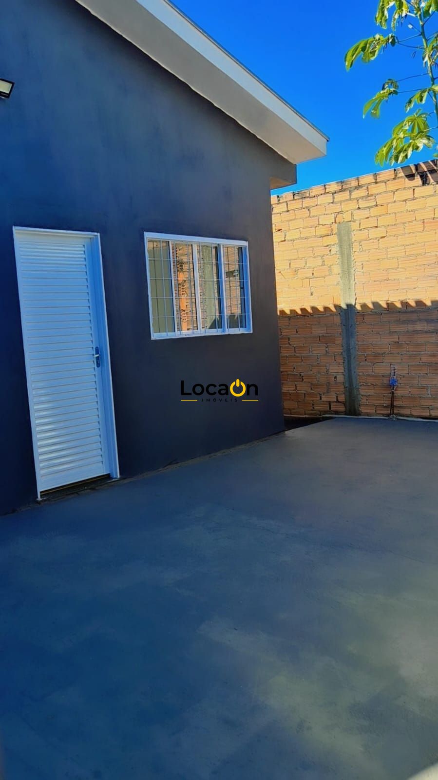 ALUGA- Casa Nova 3 quartos sendo 1 suite e 2 vagas