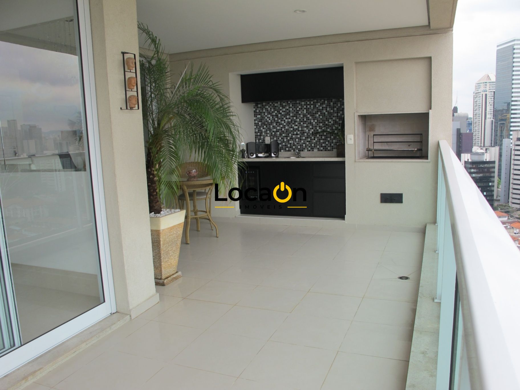 ALUGA - Apartamento Mobiliado com 3 Suítes, Alto Padrão no Brooklin - São Paulo