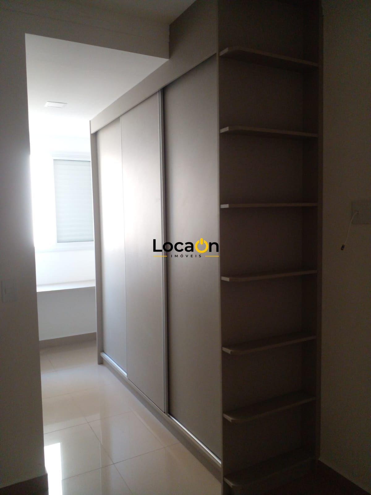 ALUGA - Apartamento c/ 3 Suítes, 121 m², "Edifício Barcelona" no Nova Aliança -
