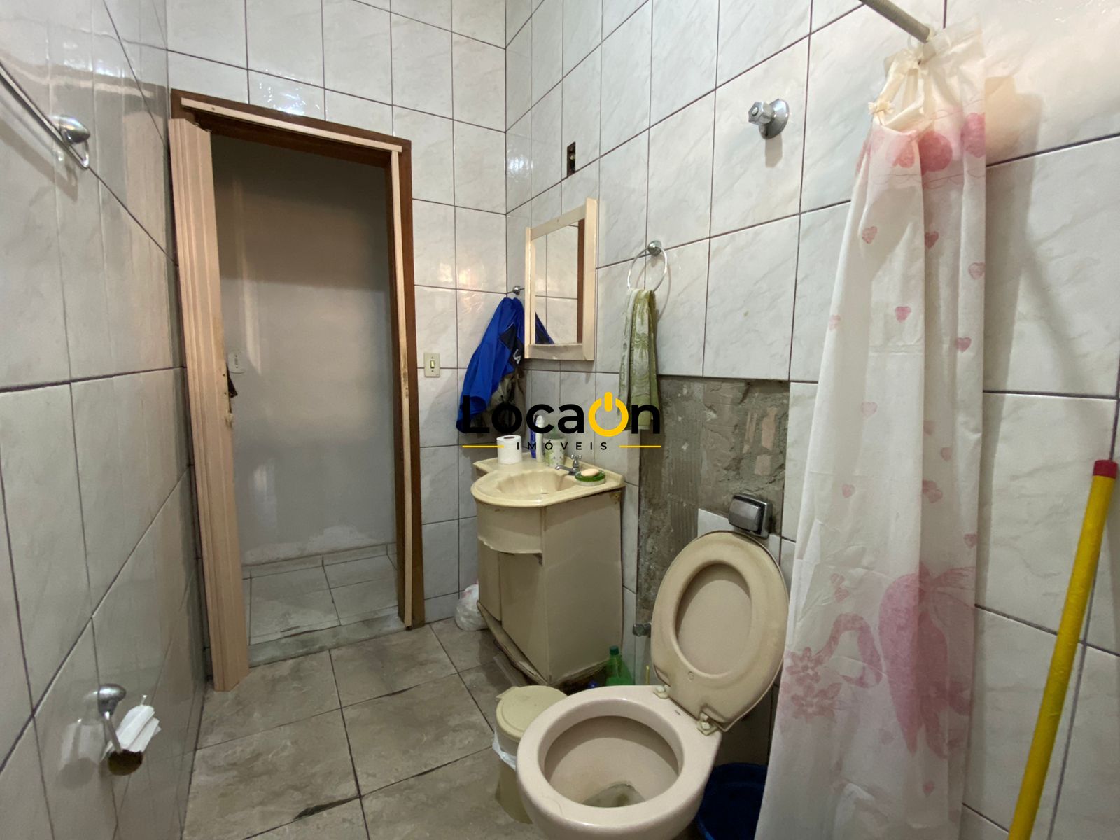 VENDE - Casa com 5 Quartos - Bairro Cidade Nova - Belo Horizonte