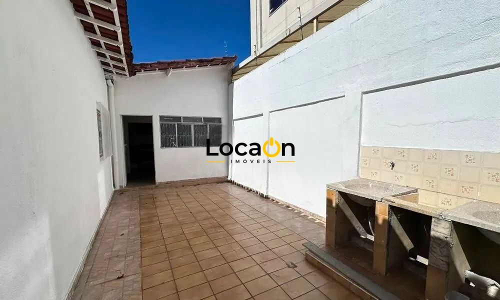 Casa, 3 quartos, 256 m² - Foto 8