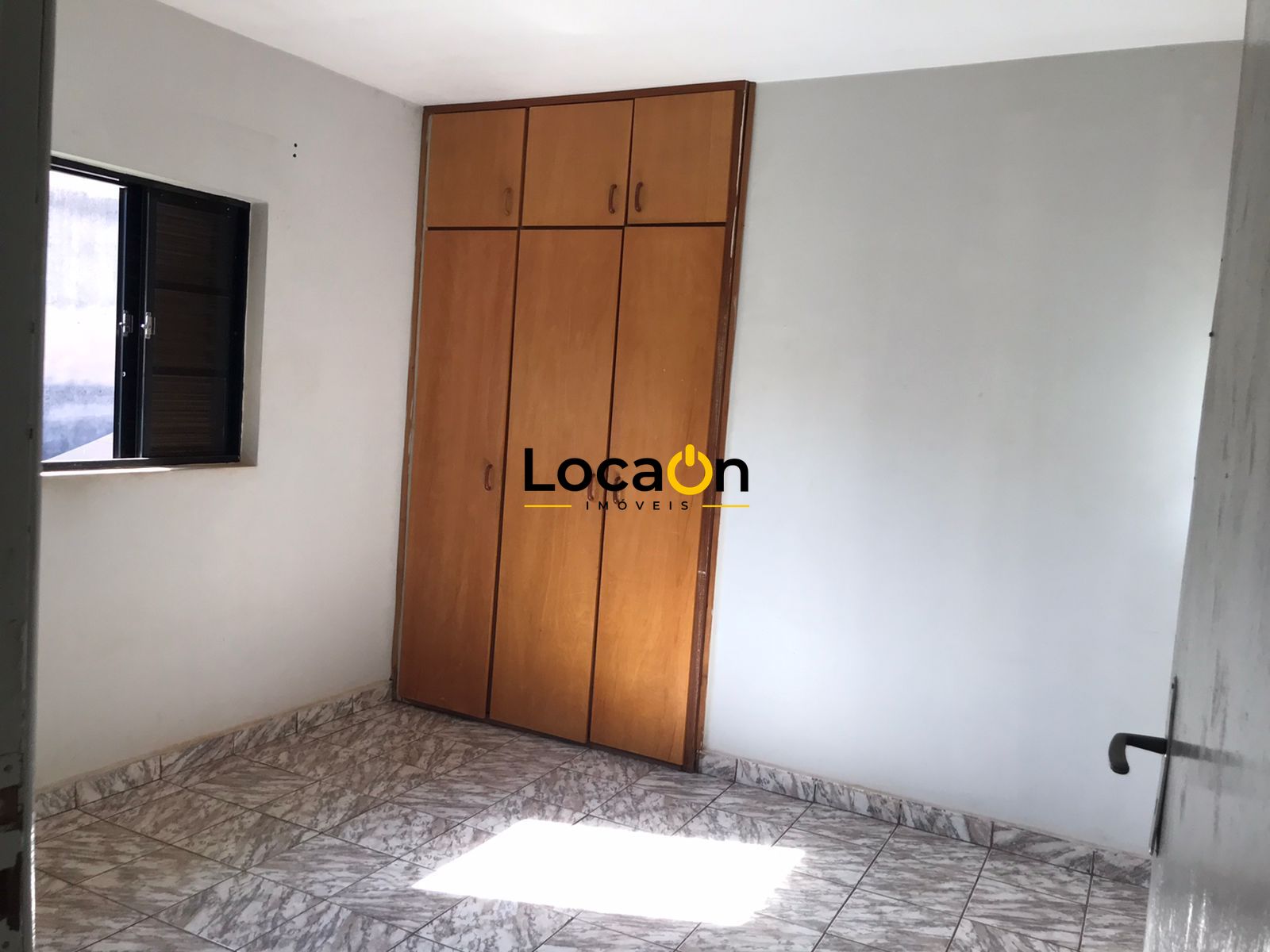 ALUGA- Apartamento 2 dormitórios, 1 banheiro localizado No planalto verde Ribeir