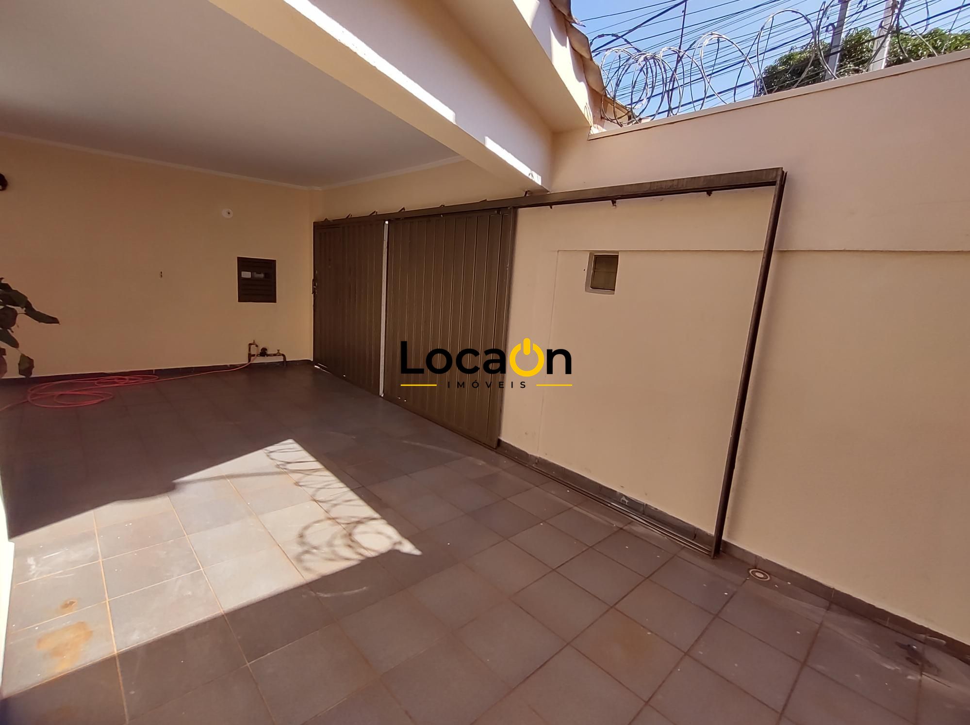 VENDE - Casa 3 dormitórios no Campos Eliseos - Ribeirão Preto
