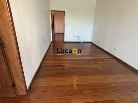 ALUGA - Casa Comercial ou Residencial no bairro Castelo em Belo Horizonte.