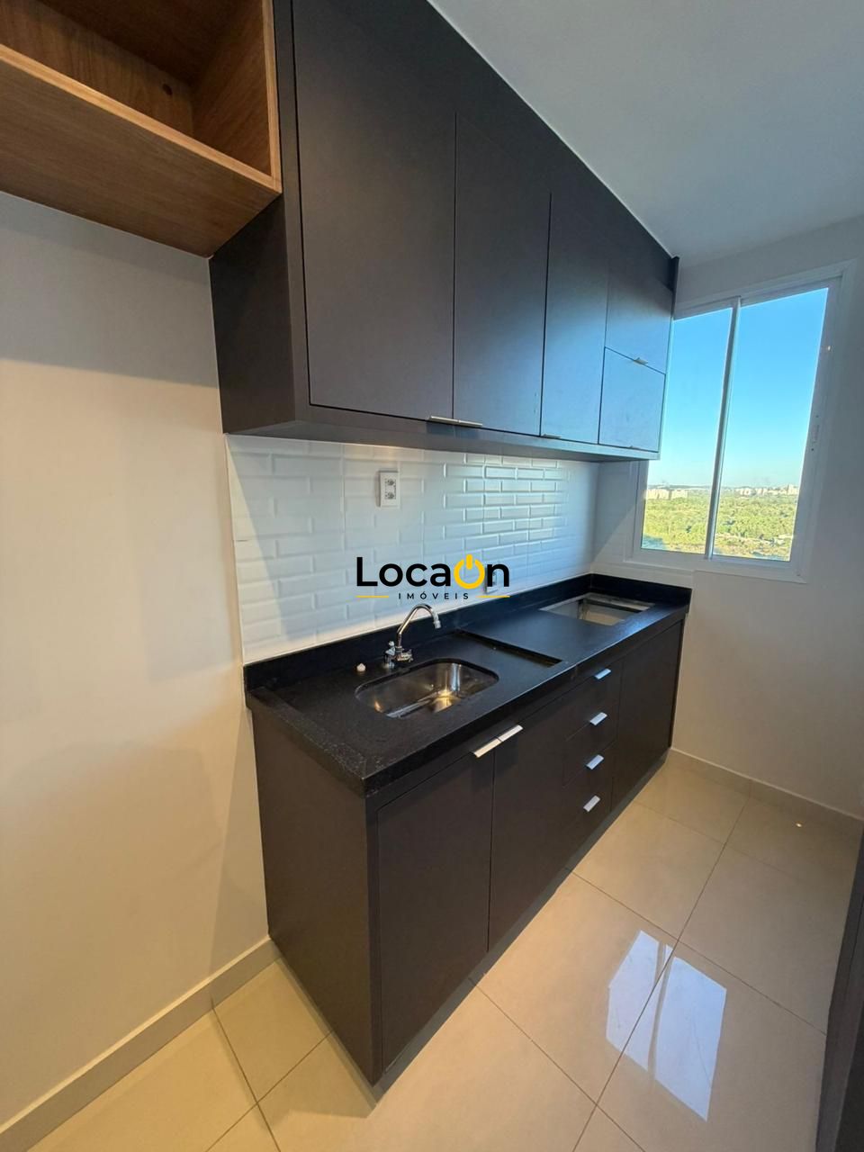 ALUGA- Apartamento 2 dormitórios, vaga de frente ao Shopping