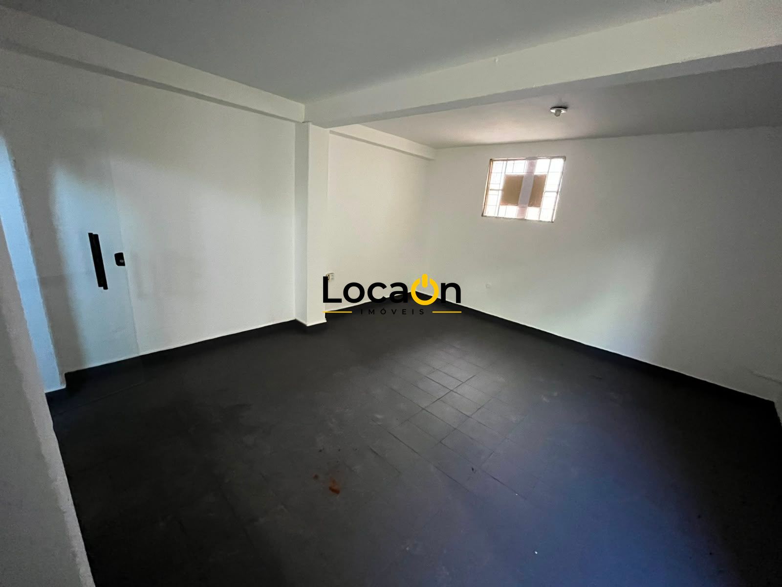 ALUGA - Galpão com 320m² bairro Tanquinho - Ribeirão Preto SP