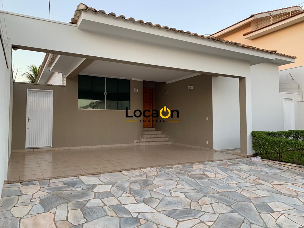 VENDE - Casa na Ribeirânia com 4 Dormitórios e Piscina
