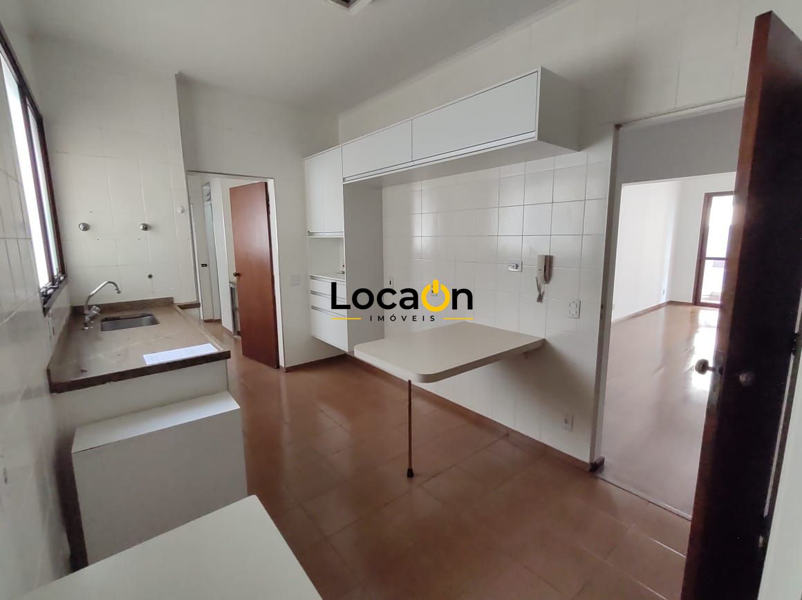 ALUGA - Apartamento no centro 3 Dormitórios