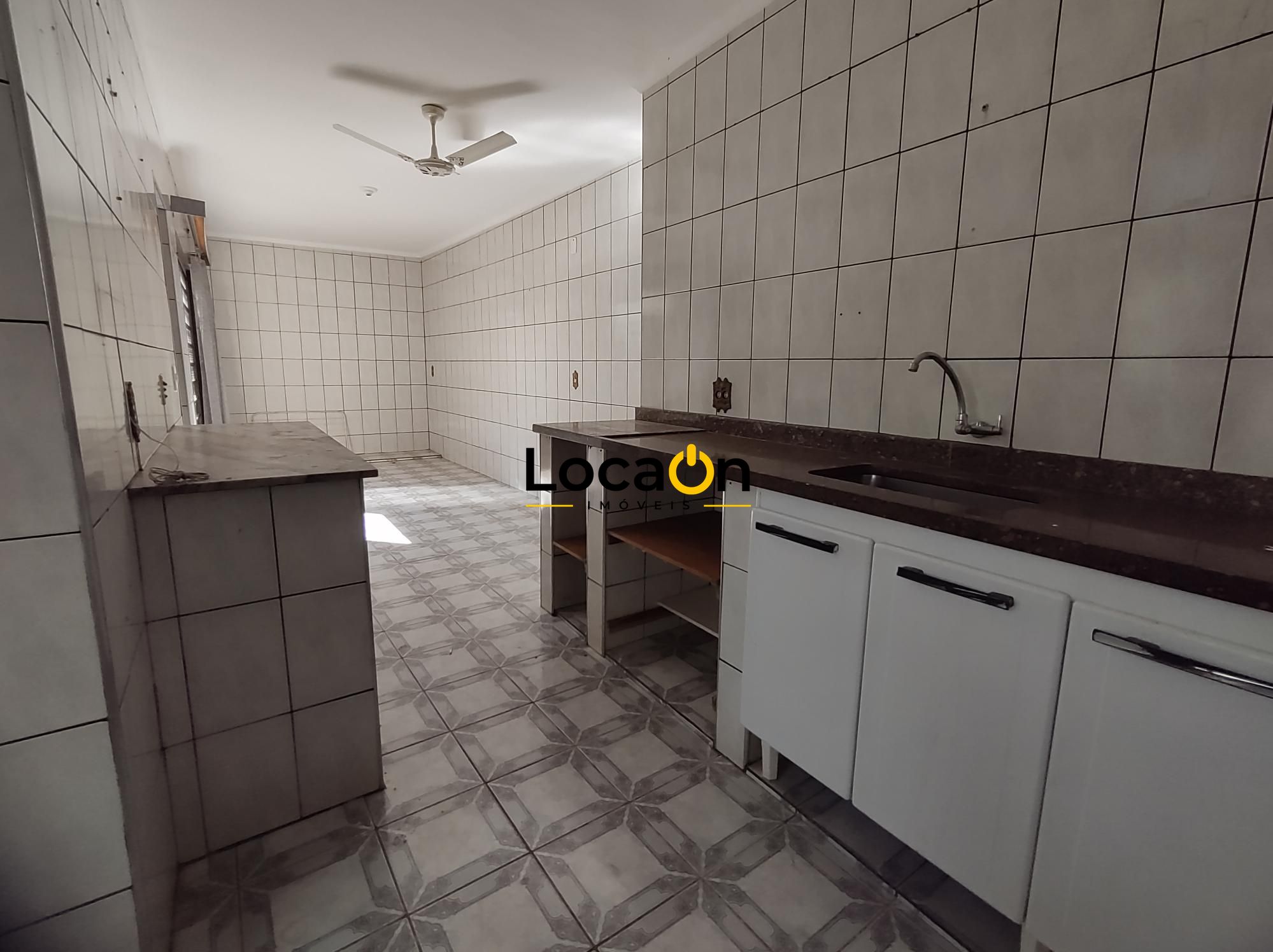 VENDE - Casa 3 dormitórios no Campos Eliseos - Ribeirão Preto