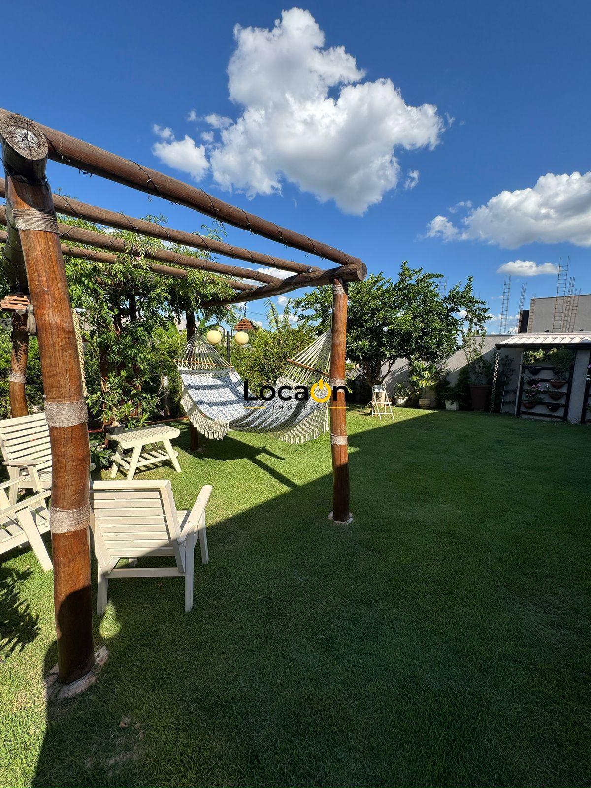 Vende-se casa no Quinta dos Ventos em Bonfim Paulista